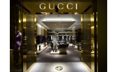 Gucci ve Armani'de Bonus'a zel Ekstra %30 ndirim