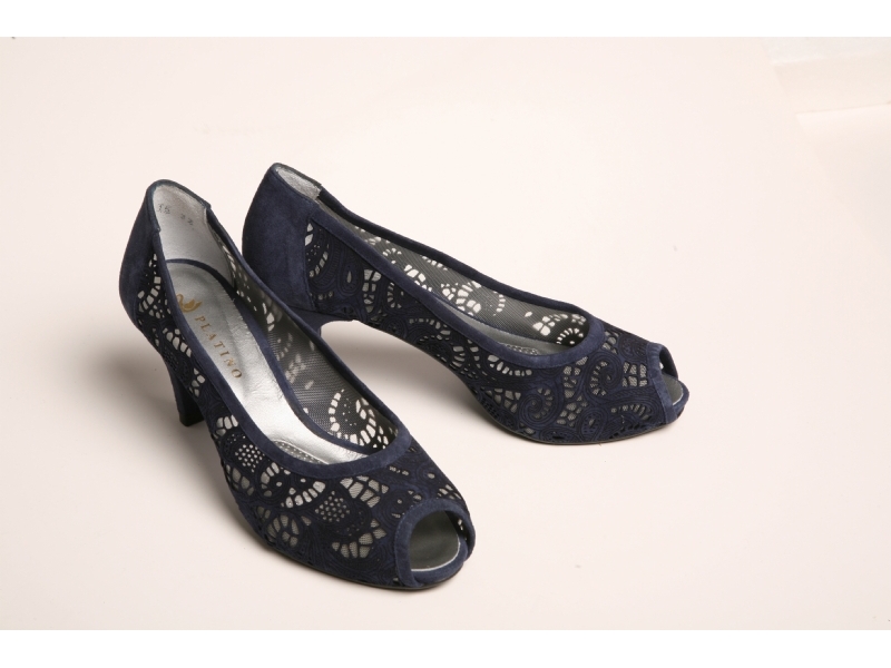 Kifidis Dnya Markas Platino le Anneleri Moda Ve Ayakkab Konforu le Buluturuyor