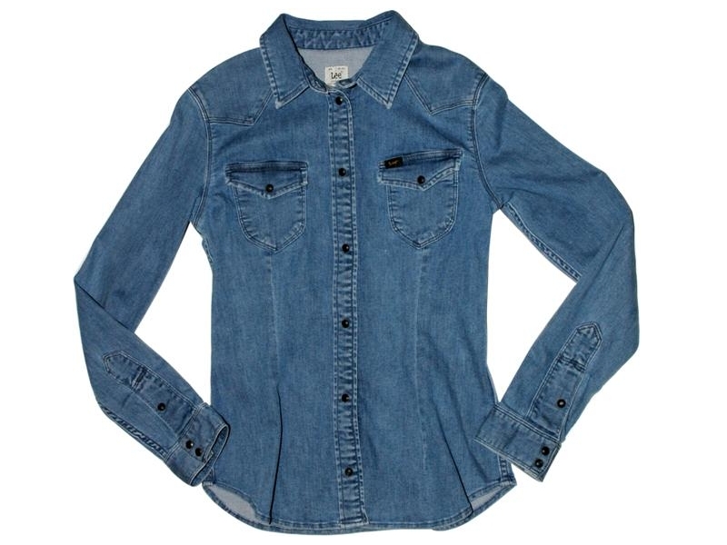 Lee Parlayan Jeanleri le Yaz Karlyor