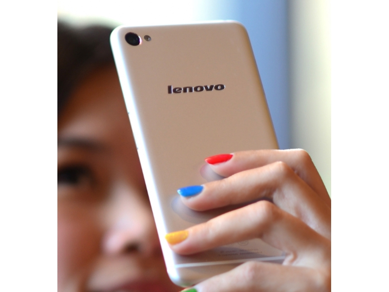 Lenovo S90 - 1