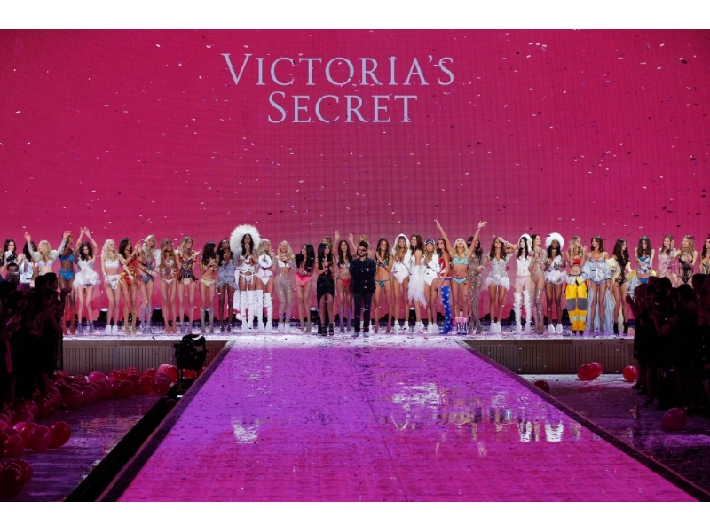 Victorias Secret Fashion Show - 89