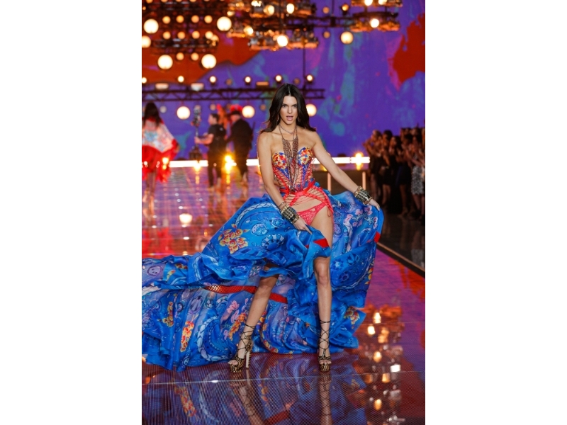 Victorias Secret Fashion Show - 18