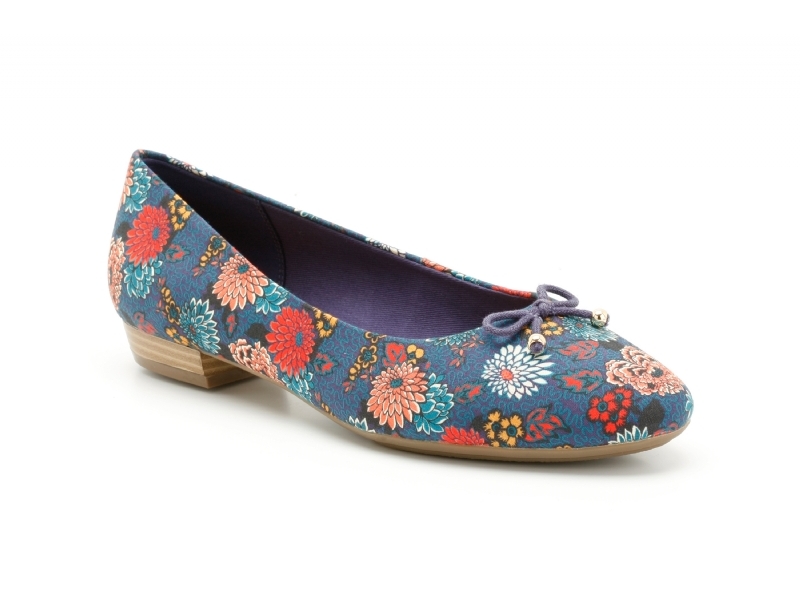 Clarks 2012 lkbahar ve Yaz Koleksiyonu