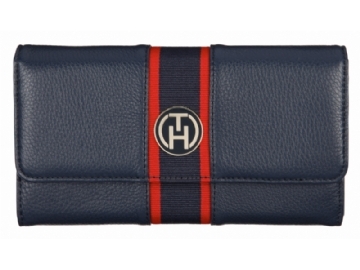 Tommy Hilfiger - 15