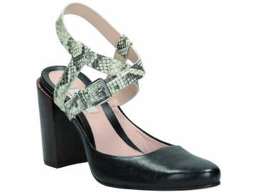 Clarks - 22