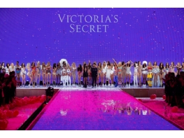 Victorias Secret Fashion Show - 67