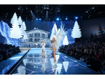 Victorias Secret Fashion Show - 7
