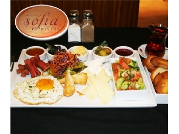 Cevahir Avm Sofia Bistro Da Zengin Cesitlerle Kahvalti 23 Tl Yerine 52 Indirimle Sadece 10 90 Tl Peynir Cesitleri Taze Kekikli Siyah Ve Yesil Zeytin Recel Suzme Bal Sigara Bo Kahvalti