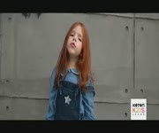 Koton Kids Jeans - Hayatta Bir Duruu Olan ocuklar